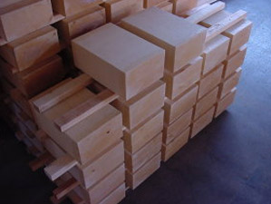 彫刻材・能面 - 天然木曽檜、檜風呂、彫刻材・能面材販売 東京池田木材